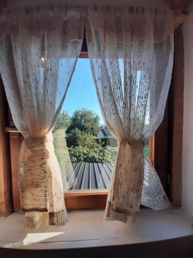 Balabani Local Stay Golubovci Εξωτερικό φωτογραφία